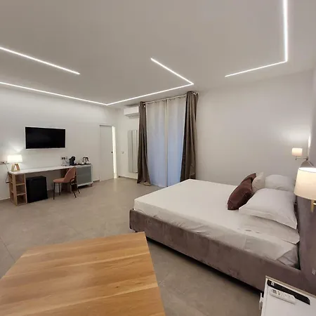 Trinacria Luxury 4*